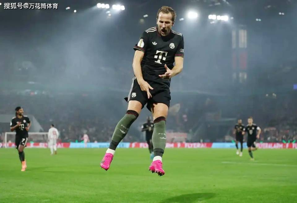 4-1!3-0!足坛一夜综述,拜仁13连胜狂飙,大巴黎翻车,穆里尼奥挺进4强