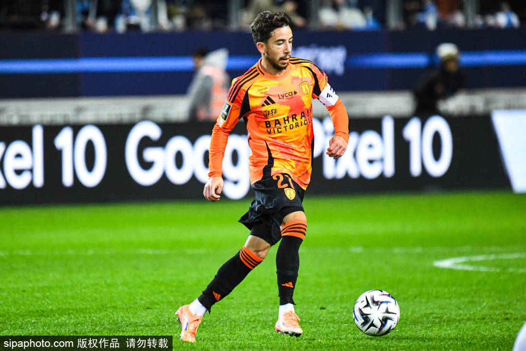 帕尼切利:当今法甲的禁区杀手,犹如希勒般的锋线奇才